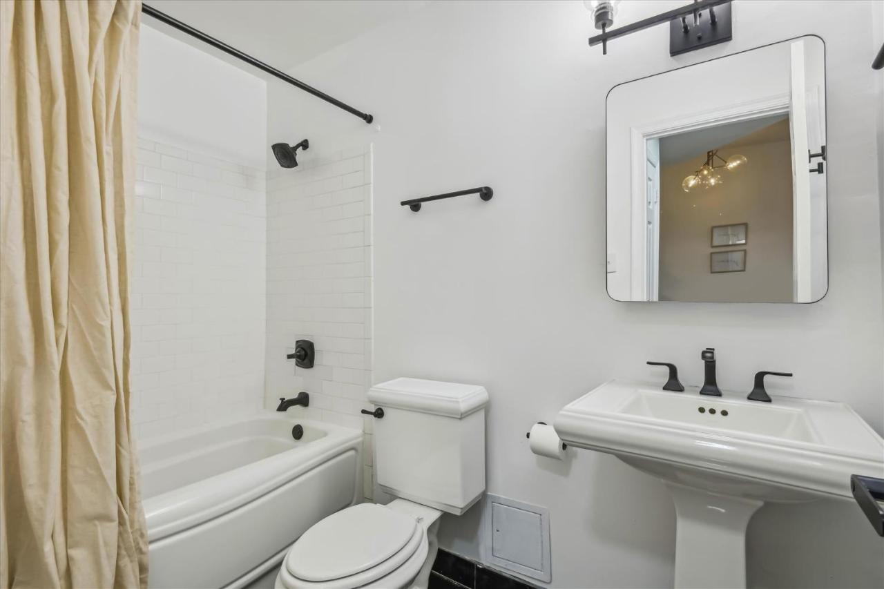 Appartement Downtown, Cozy And Perfectly Decorated à Baltimore Extérieur photo